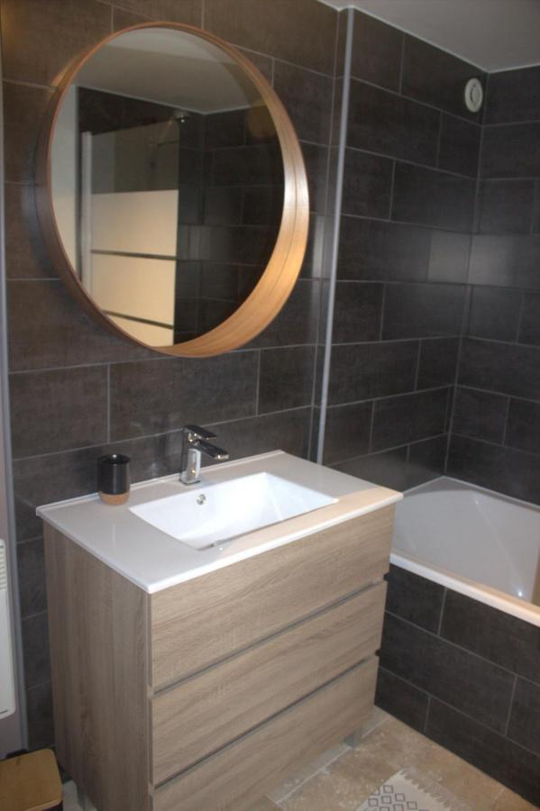 A La Tete De Cheval Appartement Épernay Buitenkant foto