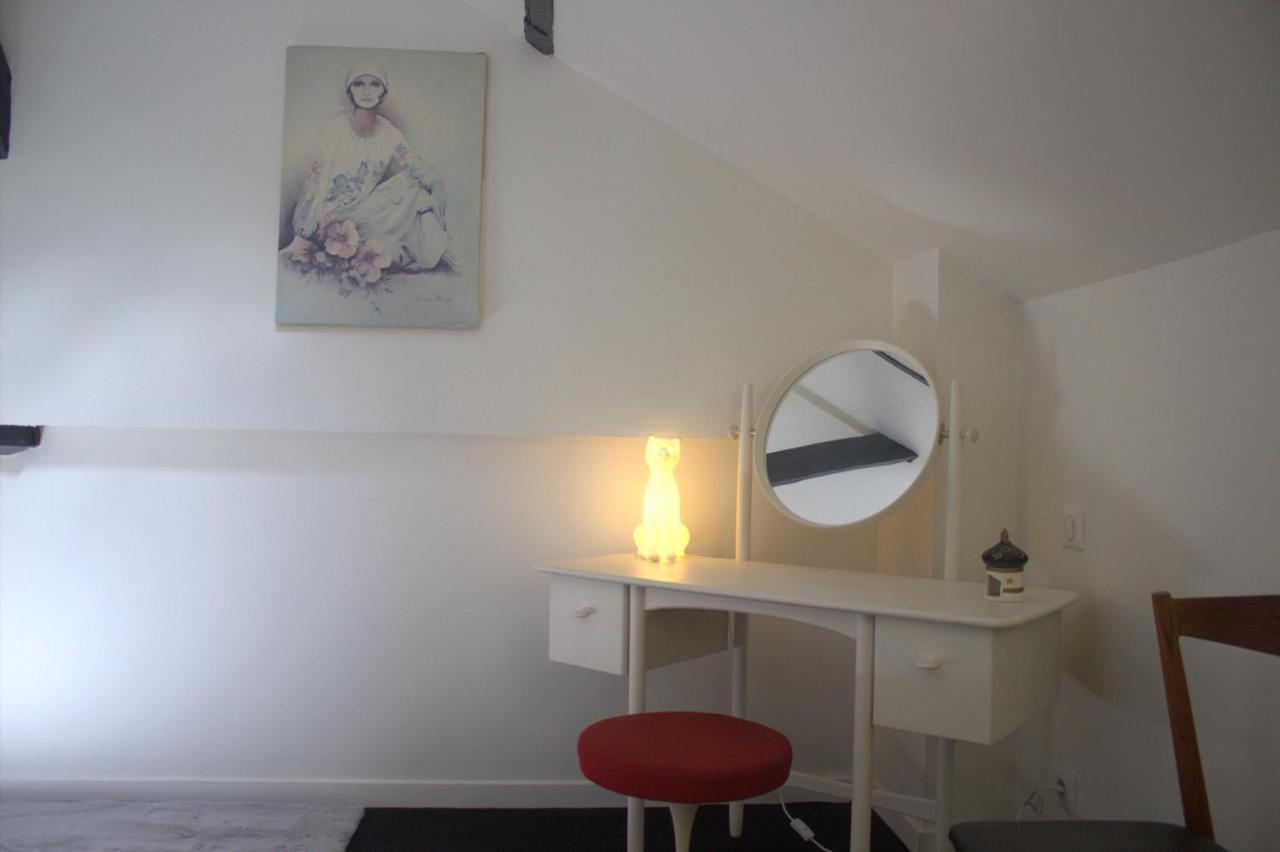 A La Tete De Cheval Appartement Épernay Buitenkant foto