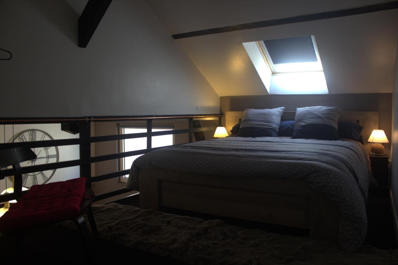 A La Tete De Cheval Appartement Épernay Buitenkant foto