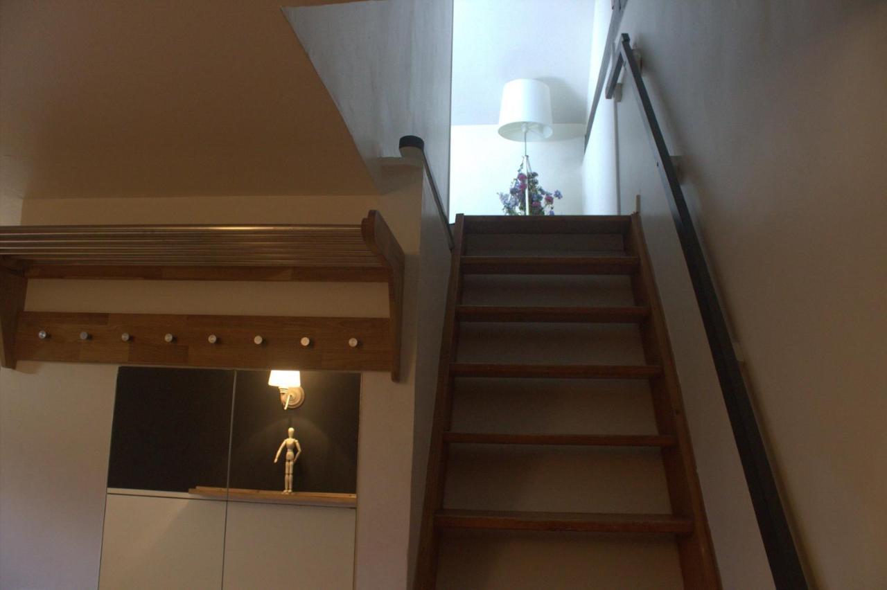A La Tete De Cheval Appartement Épernay Buitenkant foto