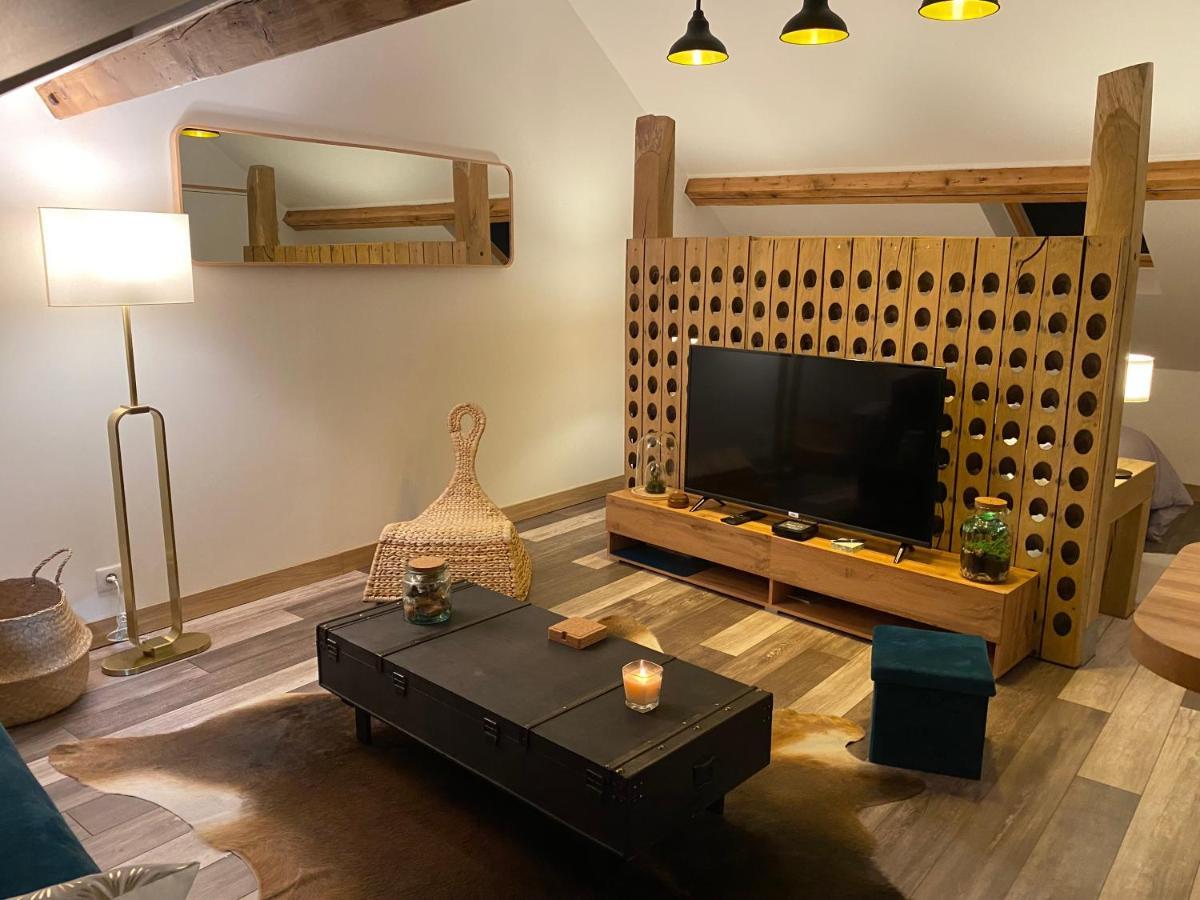 A La Tete De Cheval Appartement Épernay Buitenkant foto
