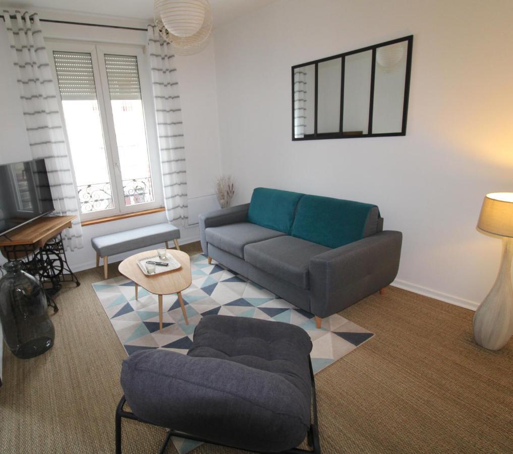 A La Tete De Cheval Appartement Épernay Buitenkant foto